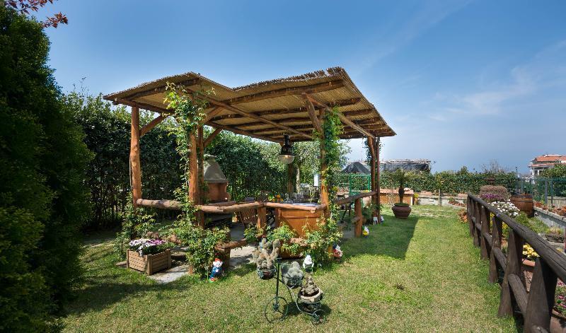 B&B La Casa Nel Giardino Piano di Sorrento Exterior photo
